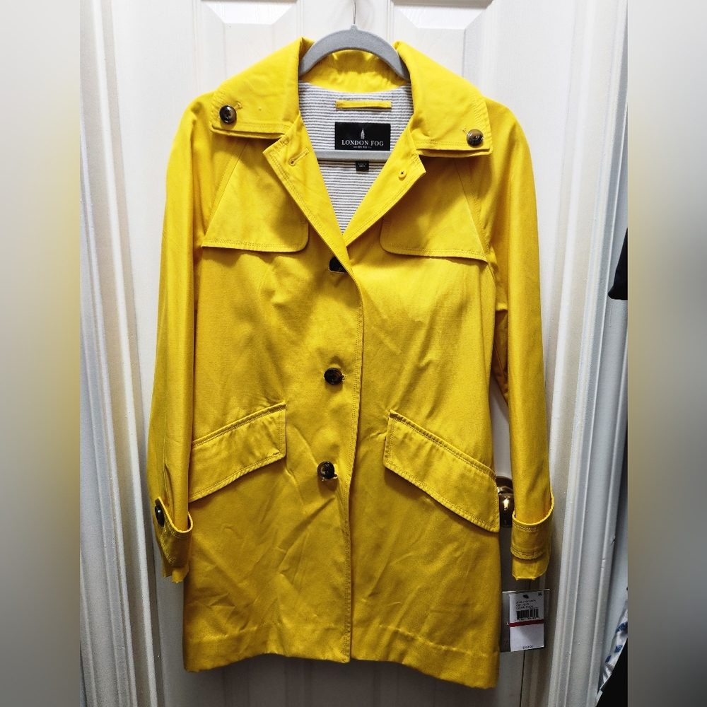 Trench coats waterproof